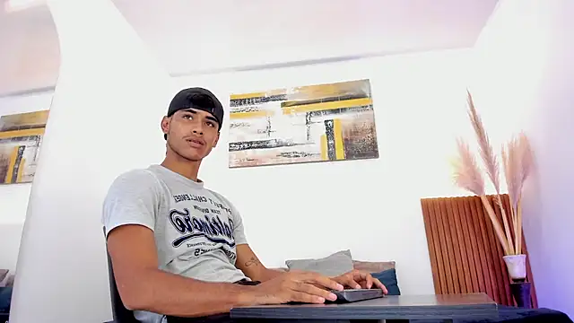 Snapshot of zander_2120 chatting on November 14, 2025, 1:26 pm zander 2120 online show from November 14, 2025, 1:26 pm