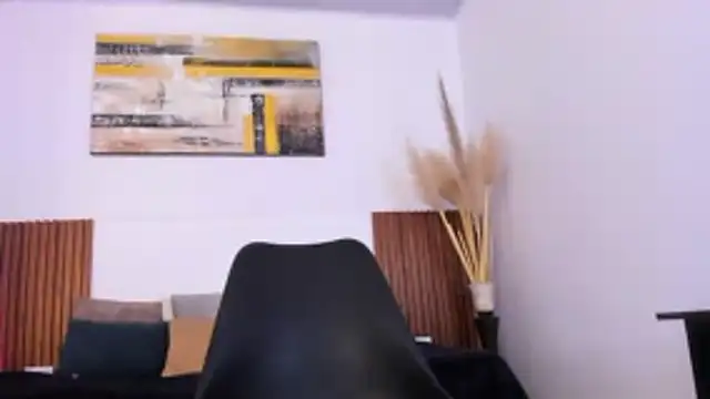 Snapshot of zander_2120 chatting on October 24, 2025, 1:43 pm zander 2120 online show from October 24, 2025, 1:43 pm