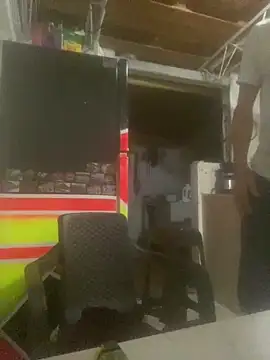 laye19 online show from February 26, 2026, 4:56 am