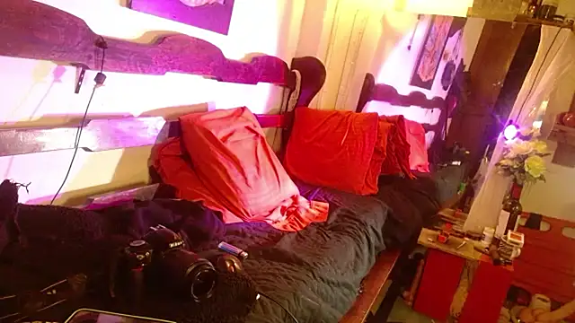 laye19 online show from March 7, 2026, 7:37 am