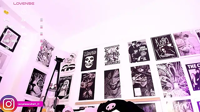 Lexyjoycce online show from November 30, 2025, 11:05 pm