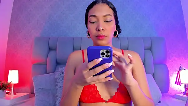 KarolRojas  online show from March 19, 2025, 3:30 am