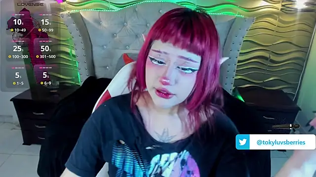toky doll online show from February 1, 2025, 8:26 pm