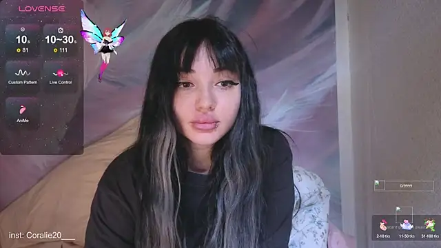 Snapshot of Coralie20_ chatting on November 8, 2025, 7:45 am Coralie20 online show from November 8, 2025, 7:45 am
