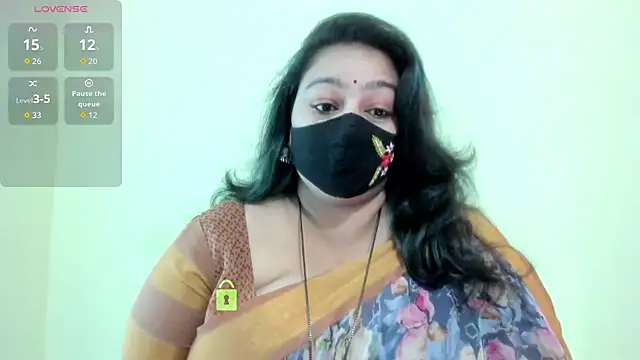neelu-hoty online show from August 6, 2026, 8:31 am