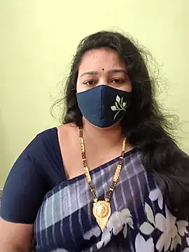 neelu-hoty online show from May 9, 2026, 11:35 am