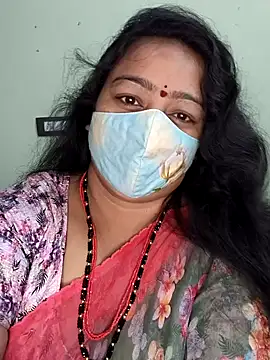 Snapshot of neelu-hoty chatting on October 25, 2025, 8:02 am neelu-hoty online show from October 25, 2025, 8:02 am