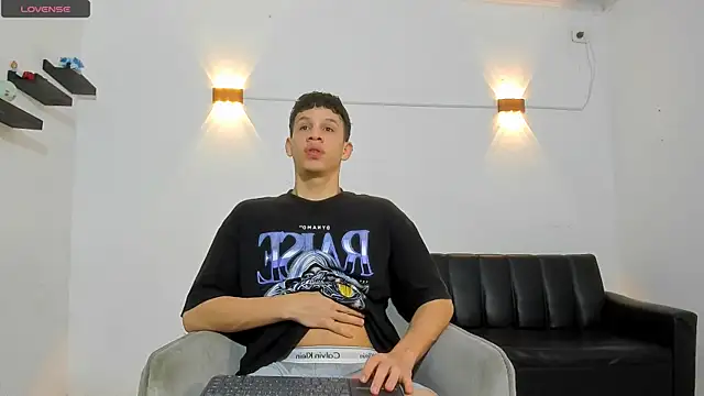 Snapshot of jeff_ross chatting on June 17, 2026, 8:58 am jeff ross online show from June 17, 2026, 8:58 am