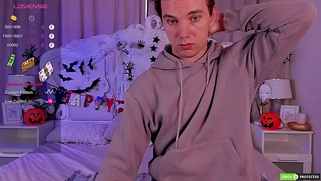 Snapshot of ArthurWhitee chatting on October 17, 2025, 3:10 am ArthurWhitee online show from October 17, 2025, 3:10 am