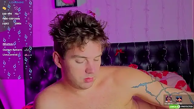 ArthurWhitee online show from February 15, 2026, 3:07 am