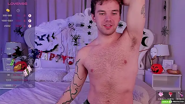 Snapshot of ArthurWhitee chatting on October 15, 2025, 5:43 pm ArthurWhitee online show from October 15, 2025, 5:43 pm