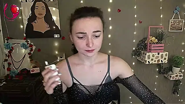  Barbie Kiss  online show from March 2, 2025, 7:21 am