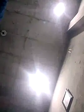 VyingAviary online show from March 19, 2025, 4:45 pm