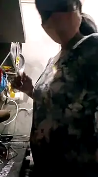 VyingAviary online show from February 23, 2025, 5:01 am