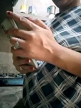 VyingAviary online show from March 19, 2025, 11:50 am