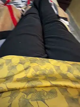 Snapshot of heena13 chatting on November 12, 2025, 9:46 am heena13 online show from November 12, 2025, 9:46 am