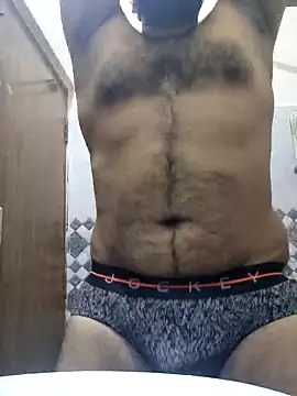 yourdreamman0705 online show from February 6, 2025, 5:51 pm