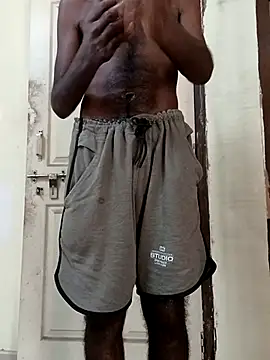 Chocolate stud10 online show from February 18, 2026, 9:50 am