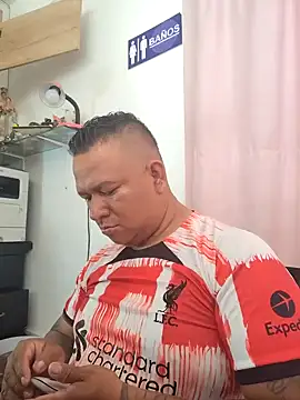 siatodo02 online show from December 29, 2024, 4:18 pm