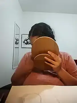 Snapshot of VenussTits97 chatting on November 17, 2025, 9:30 pm VenussTits97 online show from November 17, 2025, 9:30 pm