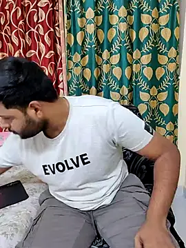 Snapshot of PawanHyd7 chatting on October 24, 2025, 6:40 pm PawanHyd7 online show from October 24, 2025, 6:40 pm