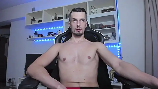 Snapshot of ToddClaytonn chatting on November 9, 2025, 12:14 am ToddClaytonn online show from November 9, 2025, 12:14 am