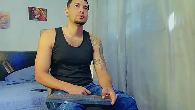 Snapshot of Jeff_Kent2 chatting on October 8, 2025, 1:23 pm Jeff Kent2 online show from October 8, 2025, 1:23 pm