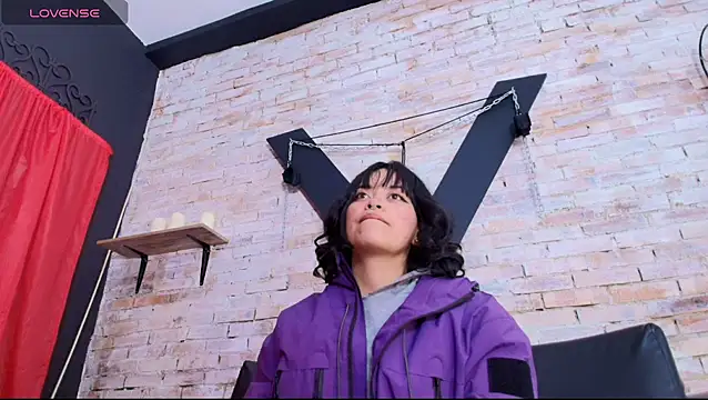 Snapshot of vanelope11 chatting on November 16, 2025, 1:43 am vanelope11 online show from November 16, 2025, 1:43 am