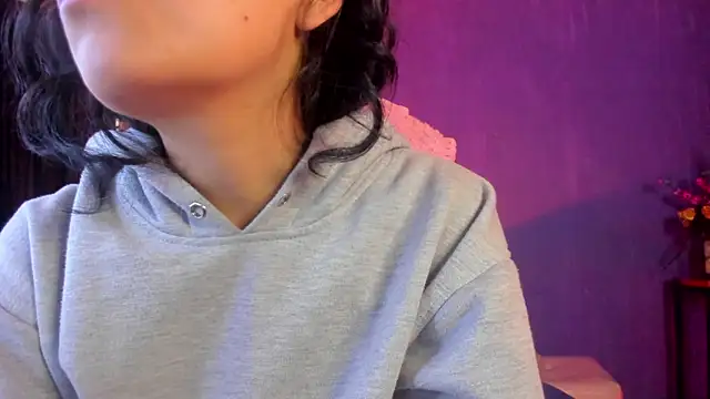 vanelope11 online show from February 17, 2025, 9:54 pm