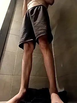 Duvan Martinez23 online show from March 31, 2026, 9:06 pm