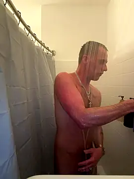 PeytonJohnn online show from December 20, 2025, 11:18 pm