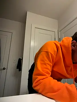 Snapshot of PeytonJohnn chatting on November 25, 2025, 6:36 am PeytonJohnn online show from November 25, 2025, 6:36 am