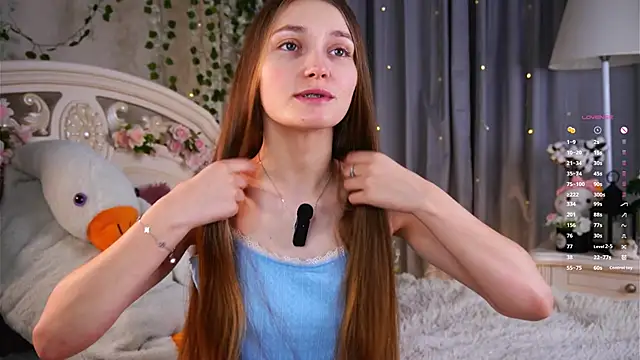 MonaEldon online show from January 13, 2026, 2:48 am