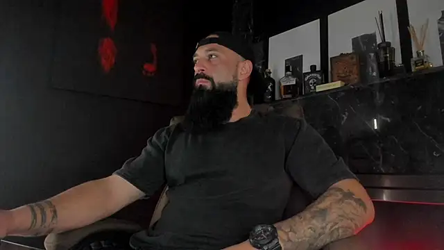 axxelrich  online show from October 25, 2025, 4:00 am