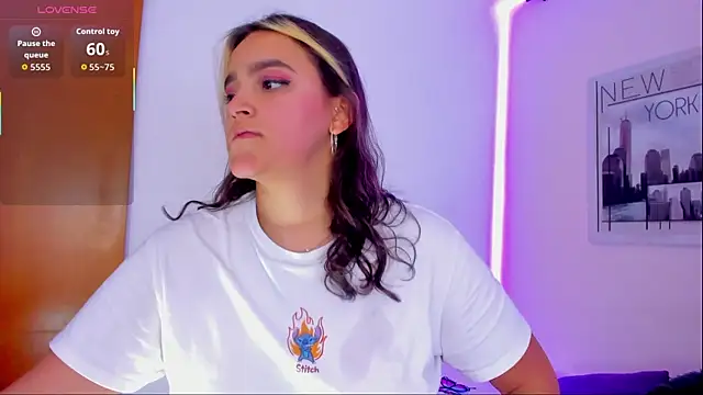 Snapshot of katy_giil chatting on October 29, 2025, 7:02 pm katy giil online show from October 29, 2025, 7:02 pm