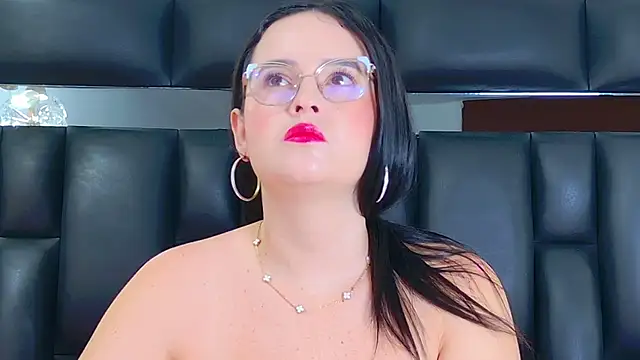 DahianaMoss online show from June 10, 2026, 11:44 am
