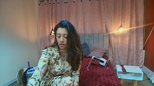 Snapshot of VioletaScott_ chatting on November 30, 2025, 12:28 pm VioletaScott online show from November 30, 2025, 12:28 pm