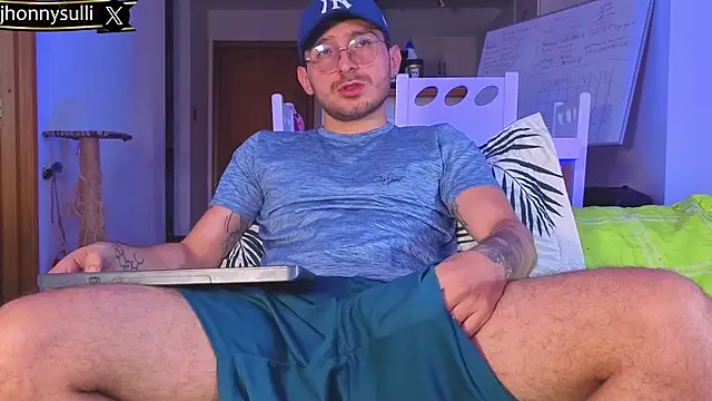 Snapshot of jhonny_sulivan chatting on November 19, 2025, 8:31 pm jhonny sulivan online show from November 19, 2025, 8:31 pm