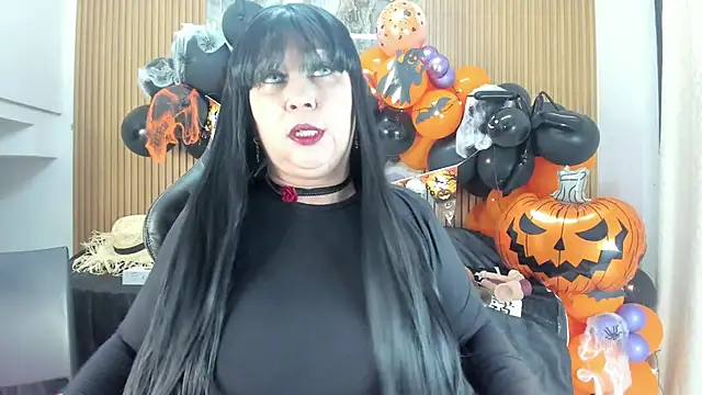 Snapshot of Danna_topless chatting on October 31, 2025, 12:02 pm Danna topless online show from October 31, 2025, 12:02 pm