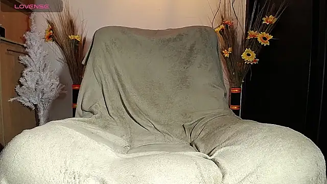 black  diiamond online show from February 3, 2026, 2:53 am