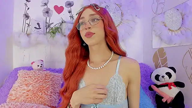 Snapshot of Ariadna_Evangeline chatting on December 5, 2025, 6:12 am Ariadna Evangeline online show from December 5, 2025, 6:12 am