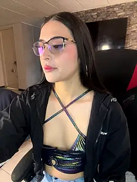 Charlotte greys online show from January 9, 2026, 8:05 pm