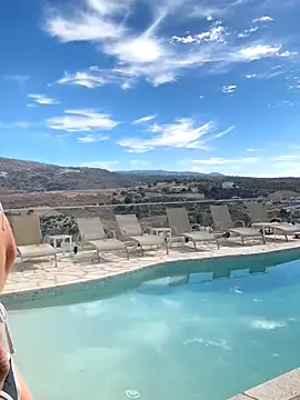 Snapshot of BrownieyQueen chatting on November 2, 2025, 8:08 am BrownieyQueen online show from November 2, 2025, 8:08 am