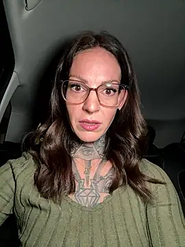 BrownieyQueen online show from January 11, 2026, 4:30 am