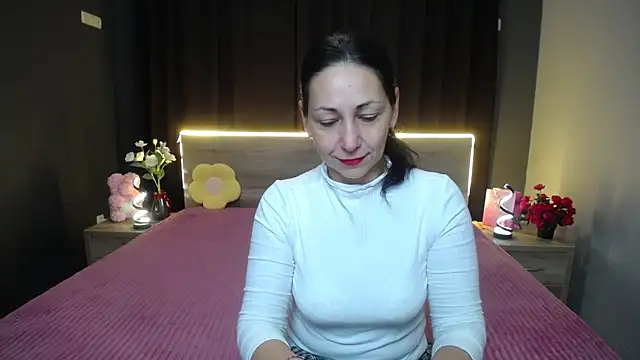 Snapshot of LiluGrants chatting on November 13, 2025, 7:07 pm LiluGrants online show from November 13, 2025, 7:07 pm