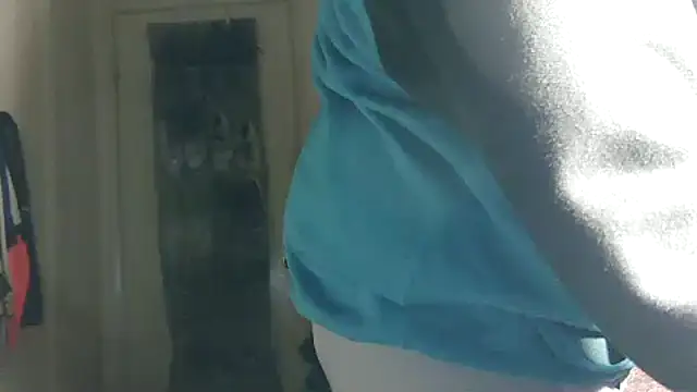 Snapshot of HBYAM chatting on December 4, 2025, 8:02 am HBYAM online show from December 4, 2025, 8:02 am