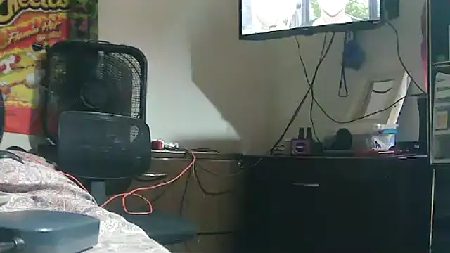 Snapshot of HBYAM chatting on December 1, 2025, 11:38 pm HBYAM online show from December 1, 2025, 11:38 pm