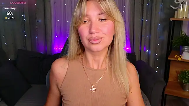 Snapshot of MilaBott chatting on June 11, 2026, 7:44 pm MilaBott online show from June 11, 2026, 7:44 pm