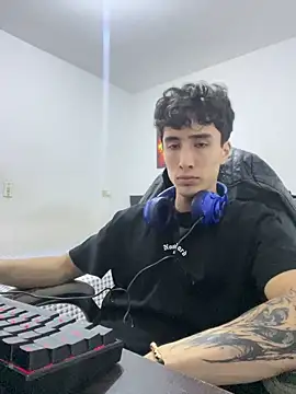 gojo satoru 18 online show from February 2, 2026, 9:03 pm