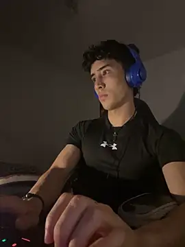 Snapshot of gojo_satoru_18 chatting on November 12, 2025, 6:28 am gojo satoru 18 online show from November 12, 2025, 6:28 am